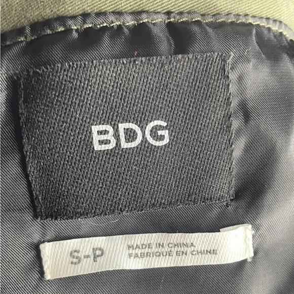 BDG Urban Outfitter’s Sleeveless Zip-Up Jacket: Size Small - Picture 6 of 6